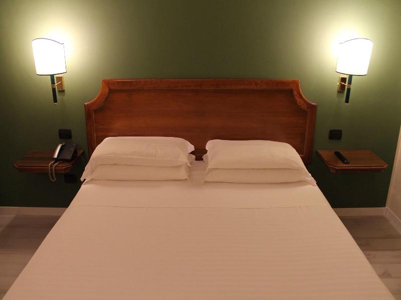 Hotel Don Carlo image