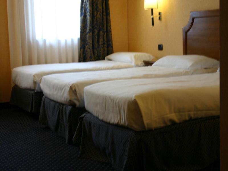 Hotel Don Carlo image