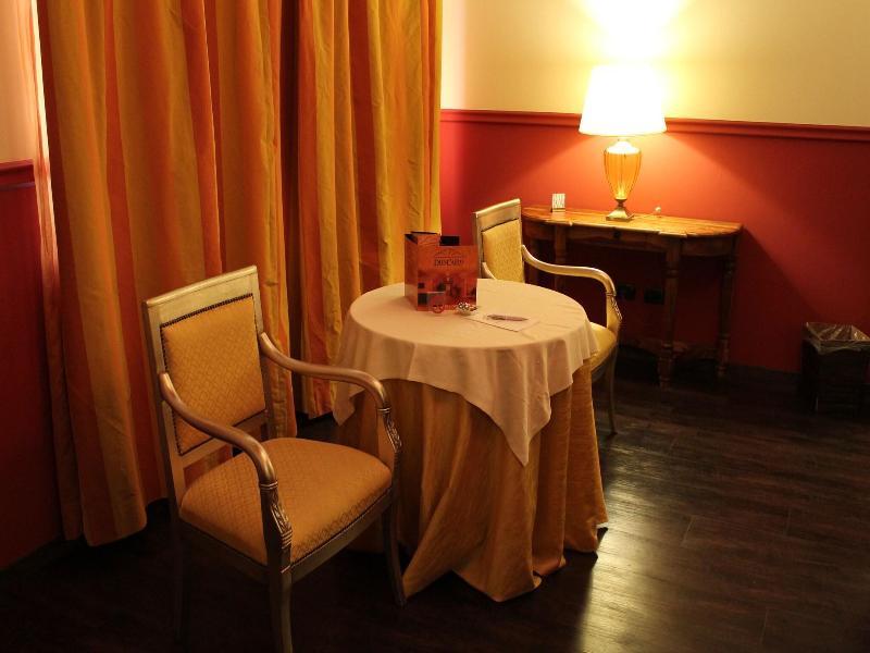 Hotel Don Carlo image