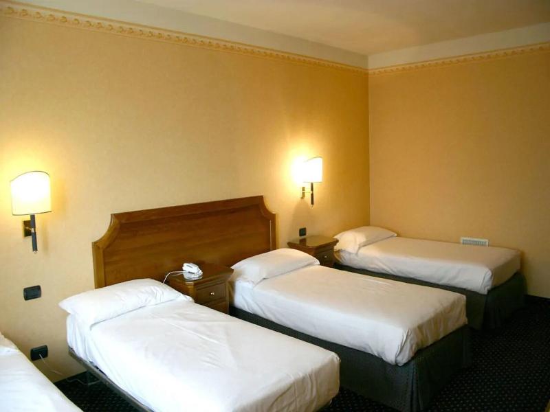 Hotel Don Carlo image