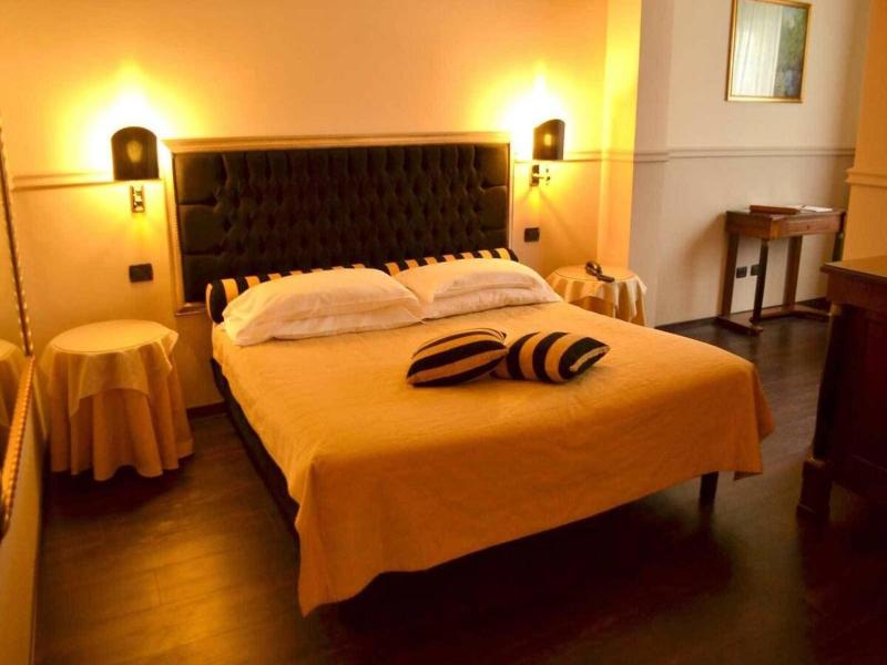 Hotel Don Carlo image
