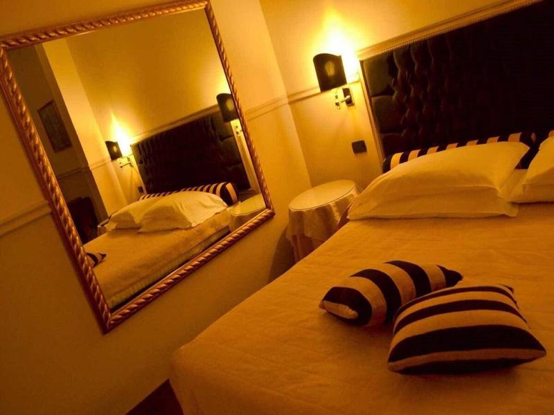 Hotel Don Carlo image