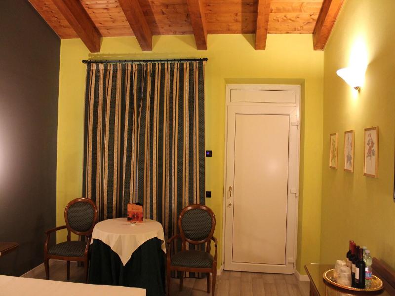 Hotel Don Carlo image