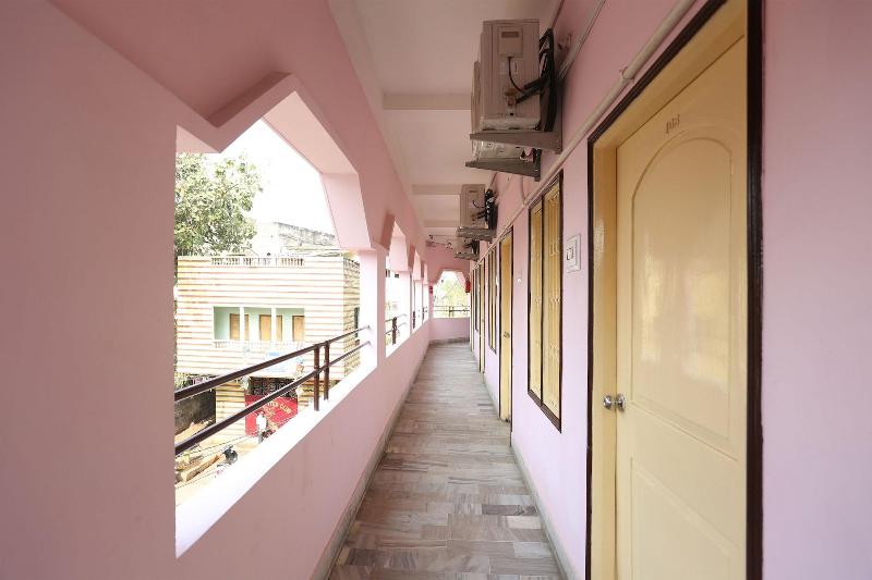 OYO 26808 Shree Ram Residency image