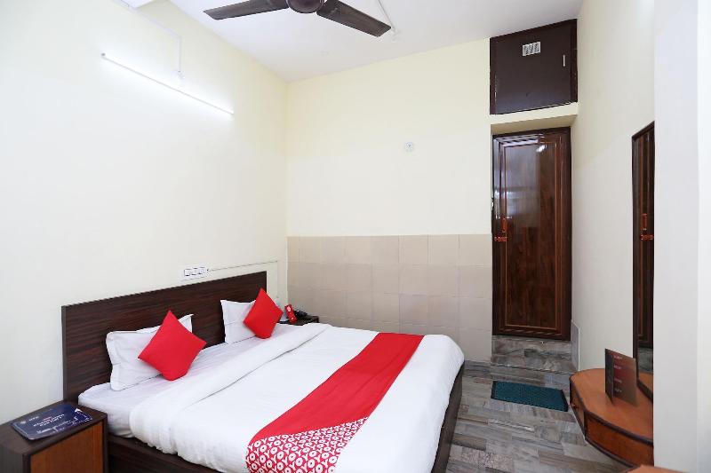 OYO 26808 Shree Ram Residency image