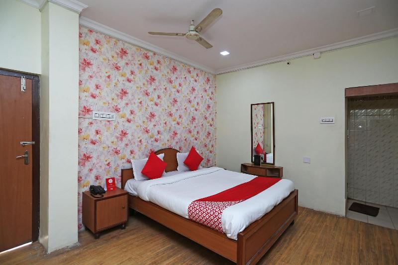 OYO 26808 Shree Ram Residency image