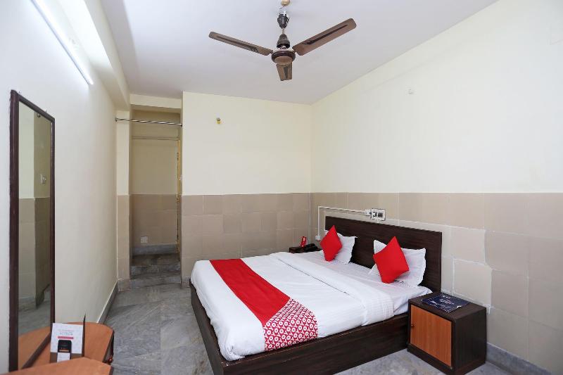 OYO 26808 Shree Ram Residency image