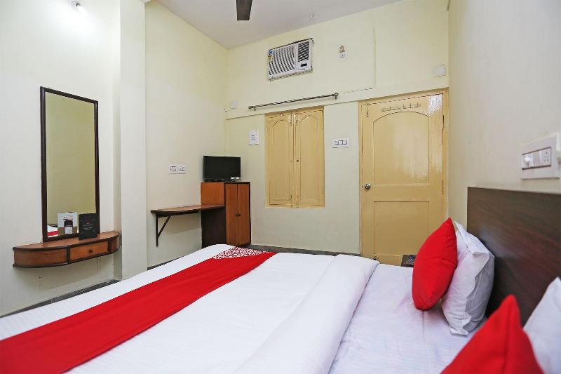 OYO 26808 Shree Ram Residency image