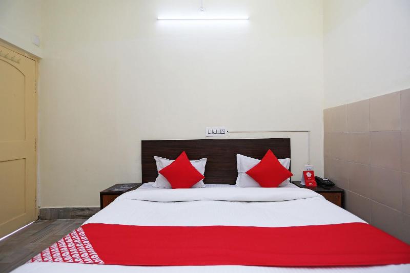 OYO 26808 Shree Ram Residency image