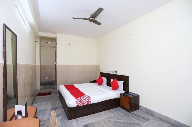 OYO 26808 Shree Ram Residency image