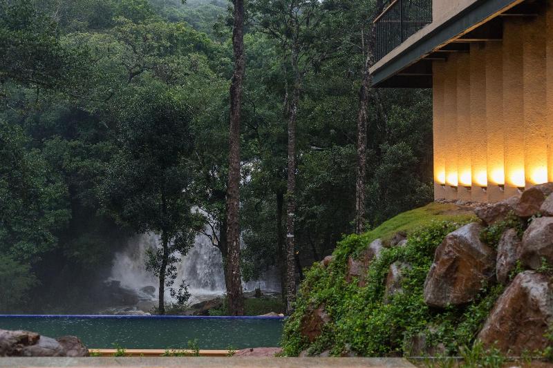 Welcomheritage Ayatana  A Super Luxury Resort in C