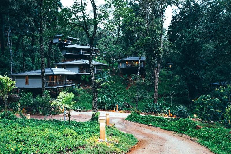 Welcomheritage Ayatana  A Super Luxury Resort in C