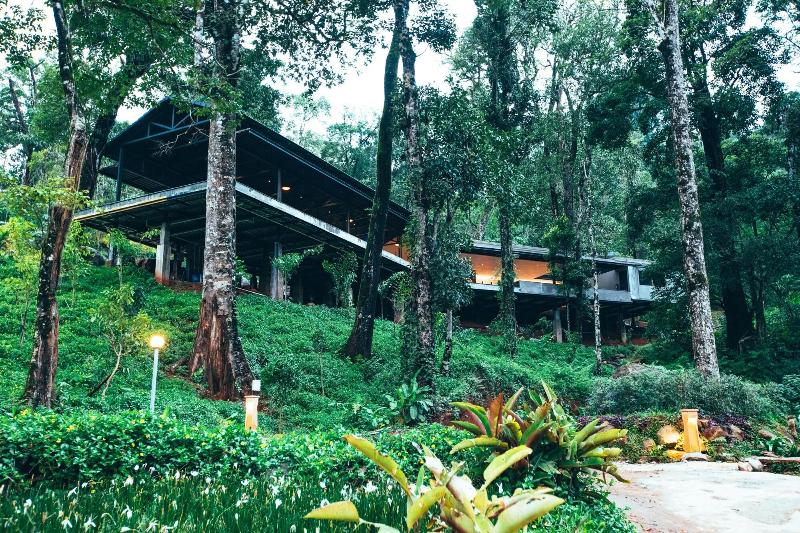 Welcomheritage Ayatana  A Super Luxury Resort in C