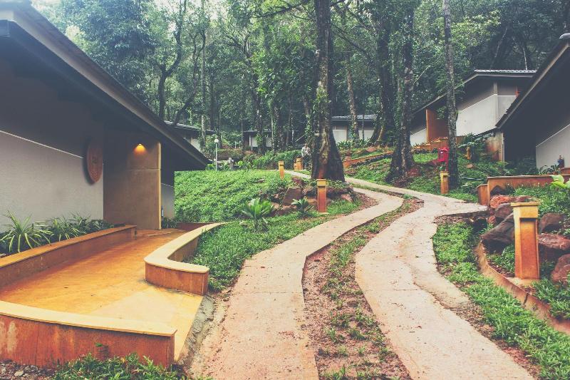 Welcomheritage Ayatana  A Super Luxury Resort in C