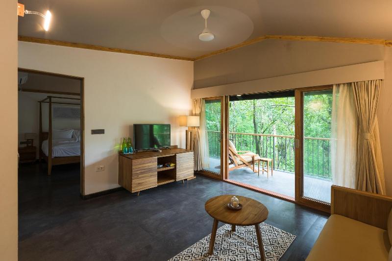 Welcomheritage Ayatana  A Super Luxury Resort in C
