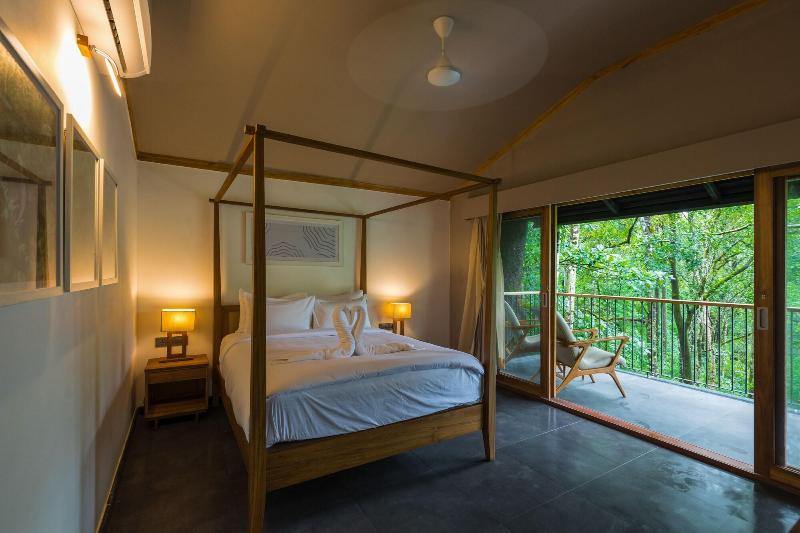 Welcomheritage Ayatana  A Super Luxury Resort in C