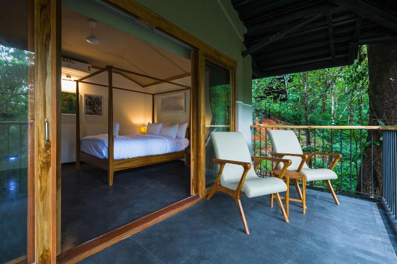 Welcomheritage Ayatana  A Super Luxury Resort in C
