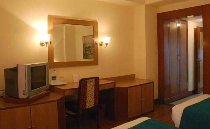 City Inn 5
