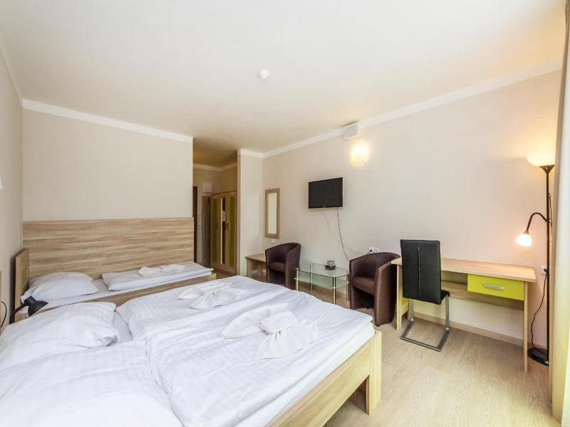 Nad Královnou Hotel & Restaurant image