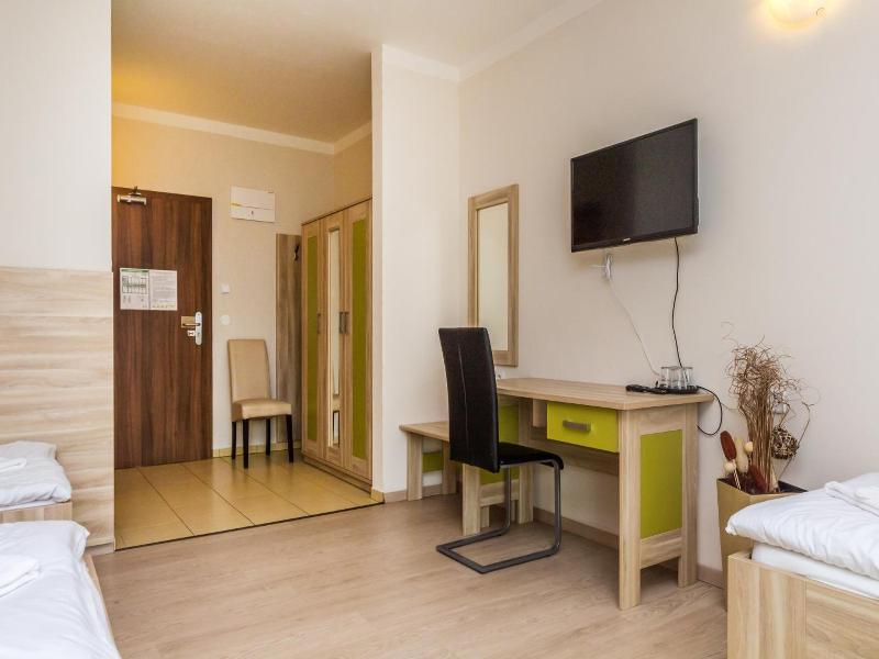 Nad Královnou Hotel & Restaurant image