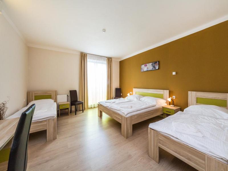Nad Královnou Hotel & Restaurant image