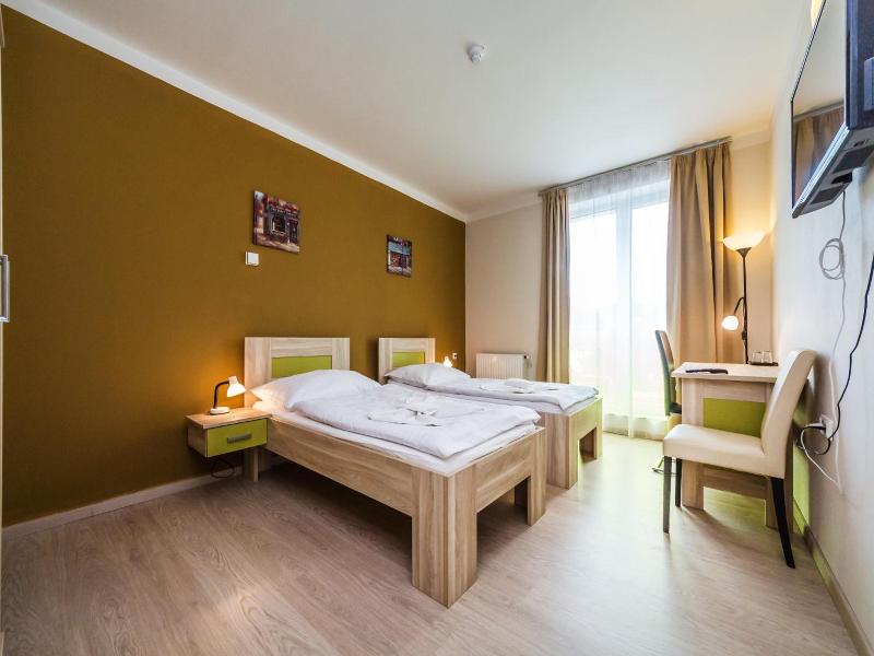 Nad Královnou Hotel & Restaurant image