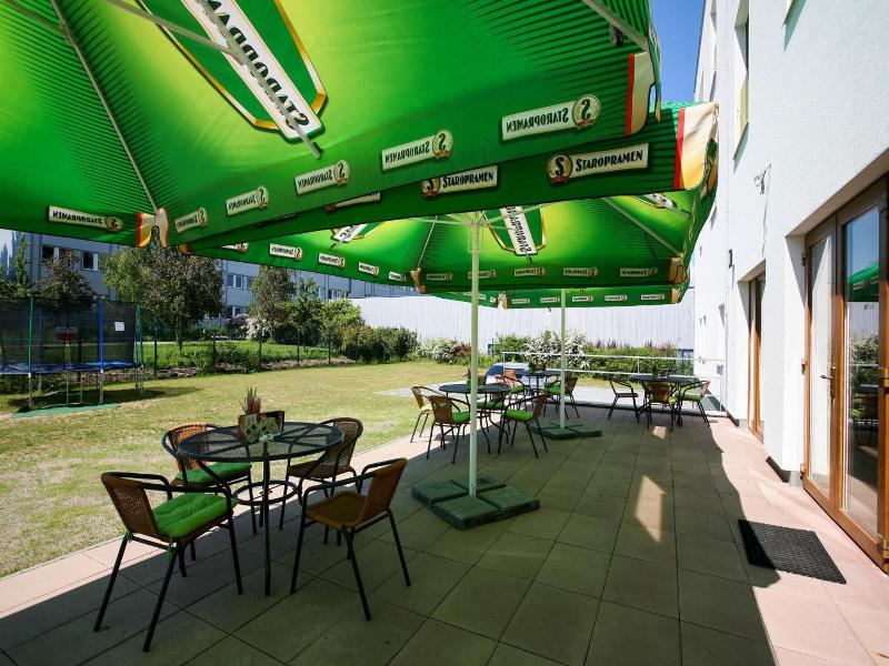 Nad Královnou Hotel & Restaurant image