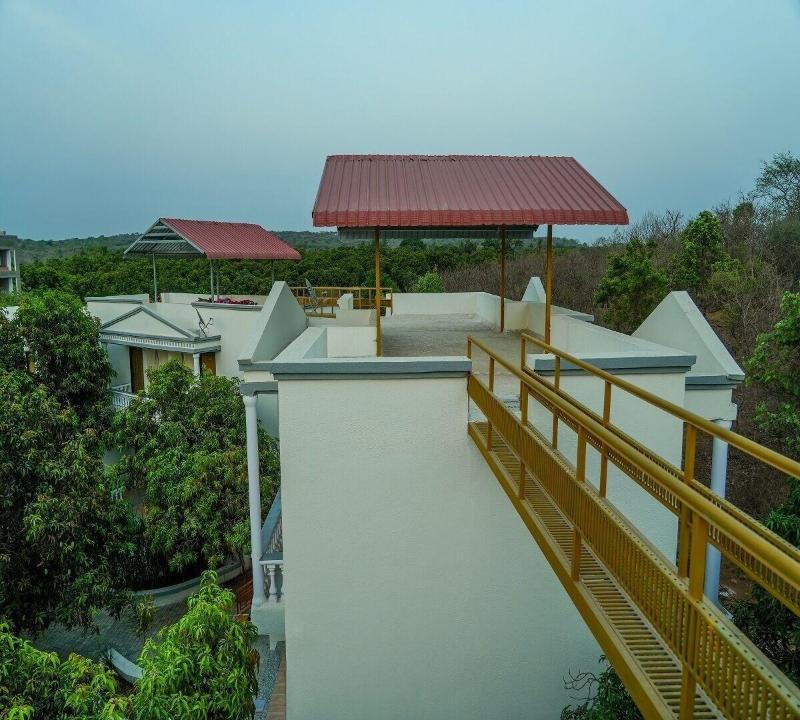 Van Vihar Farm & Resort
