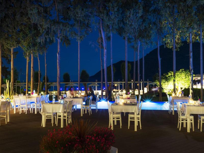 Liv Hotel By Bellazure image