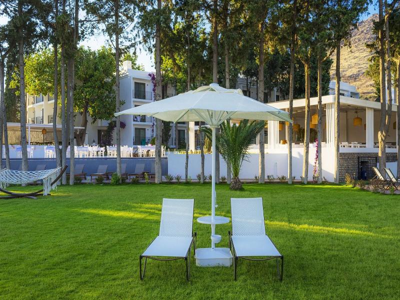 Liv Hotel By Bellazure image