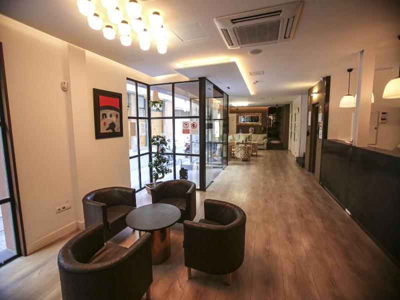 Gatell Hotel image