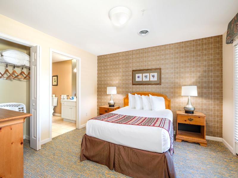 Vacation Village In The Berkshires image