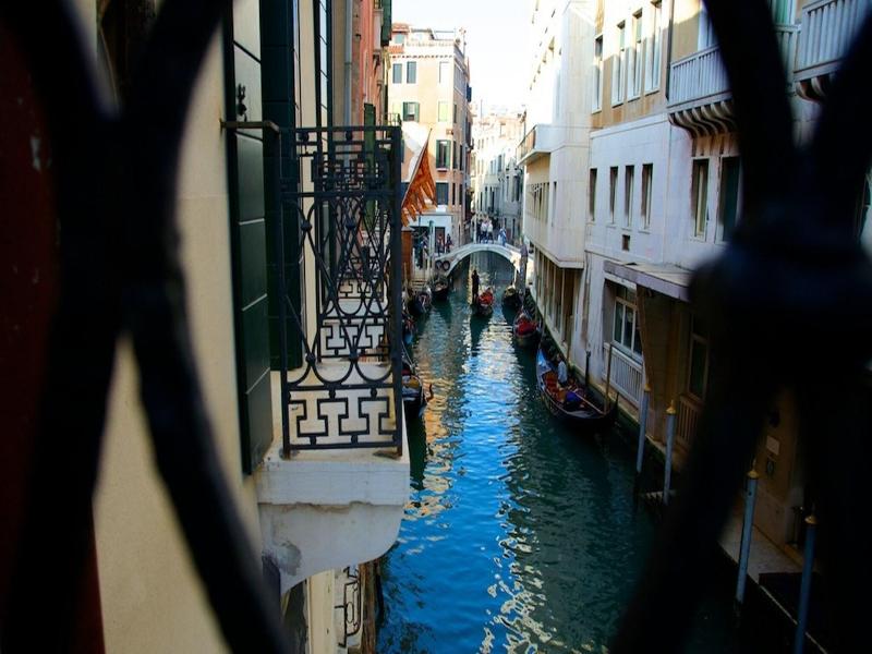 Corte Barozzi Venice Suites image
