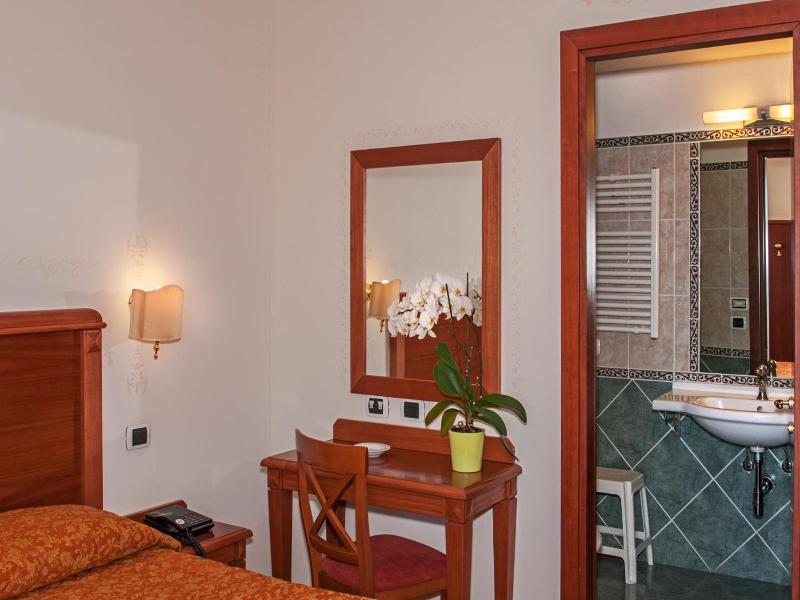 Hotel Villa Ombrosa image