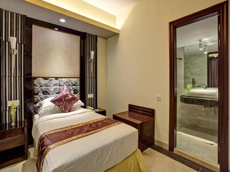 Hotel Star Pacific image