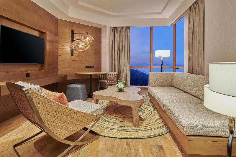 Doubletree By Hilton Shanwei image