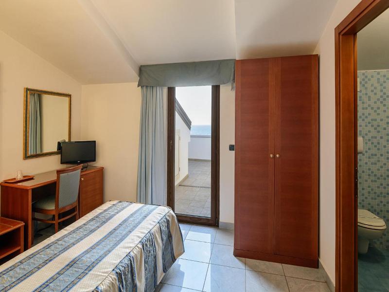 Hotel Serenella image