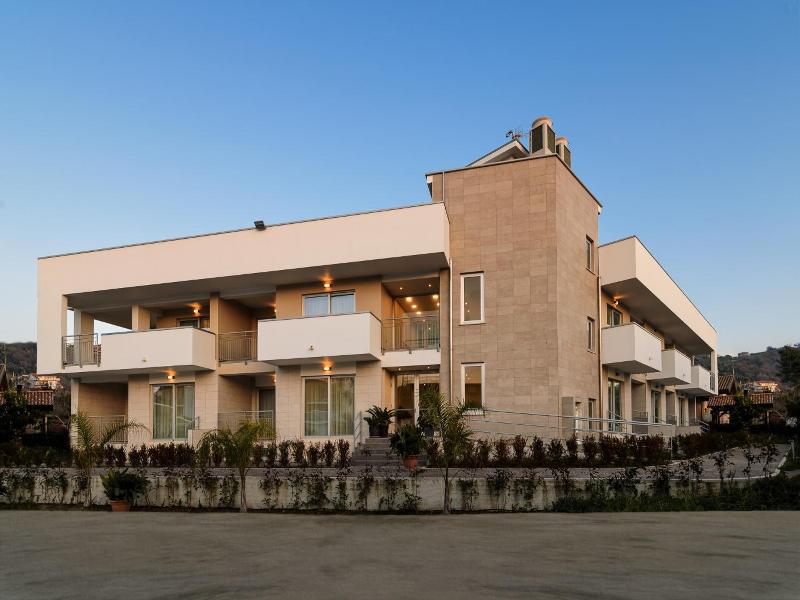 Hotel Serenella image