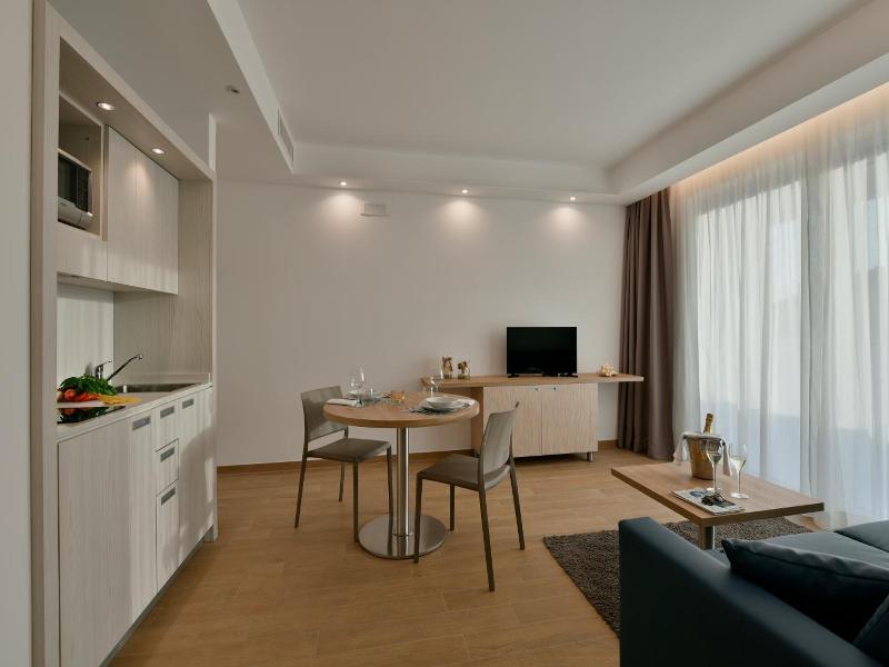 Hotel Serenella image