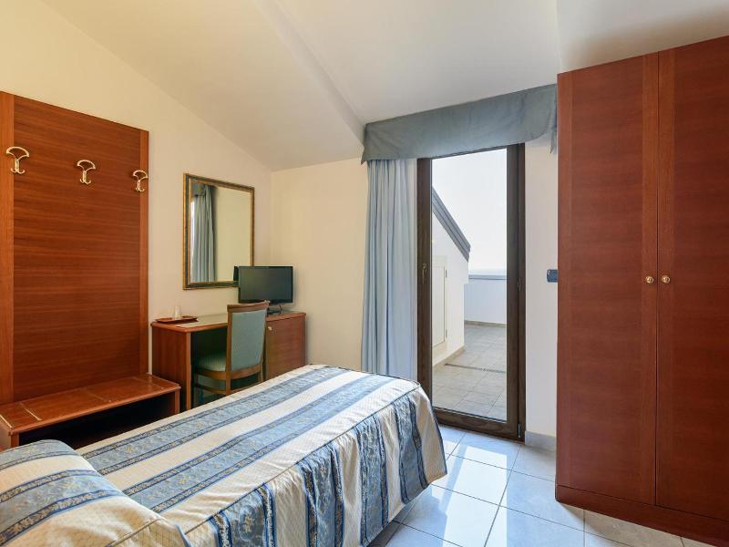 Hotel Serenella image