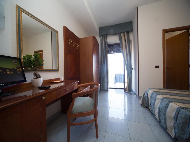Hotel Serenella image