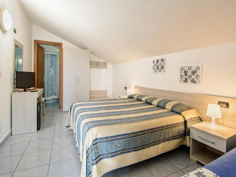 Hotel Serenella image