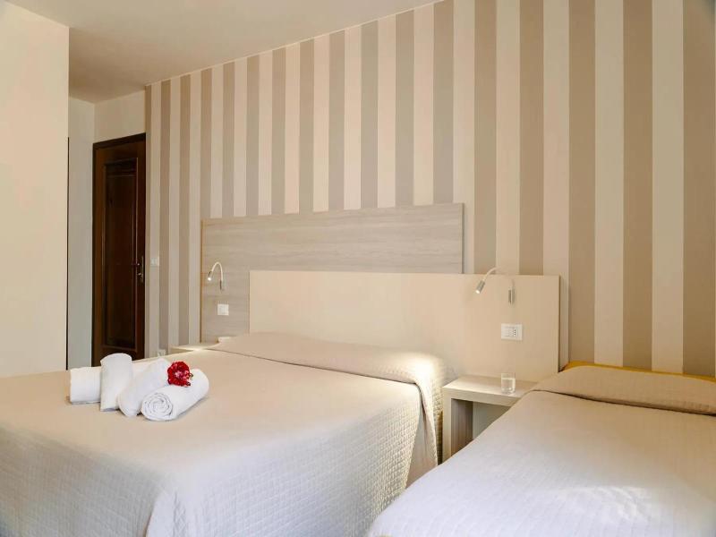 Hotel Miralago image