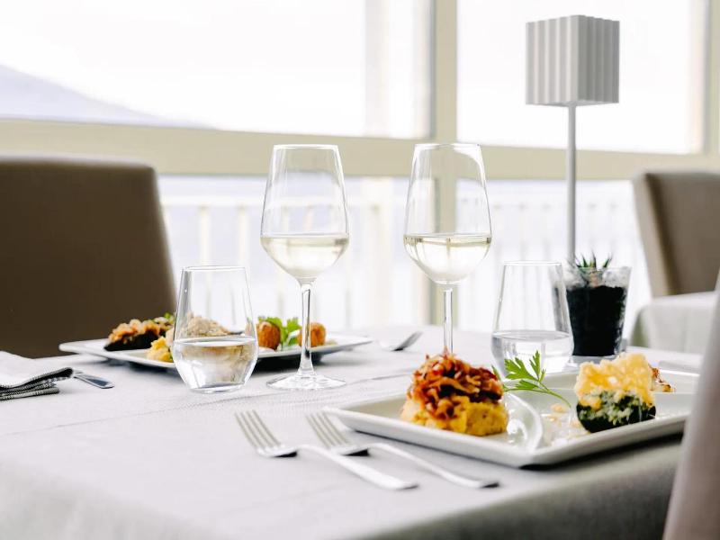 Hotel Miralago image