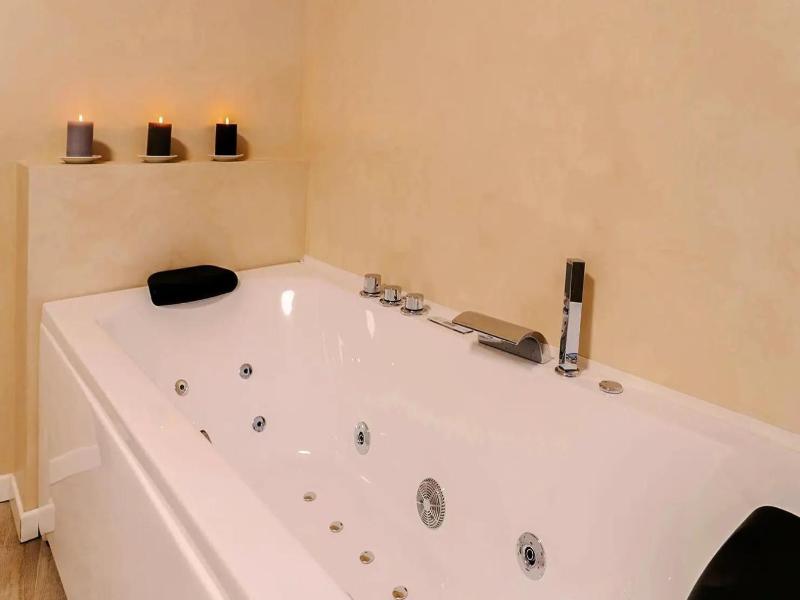 Hotel Miralago image