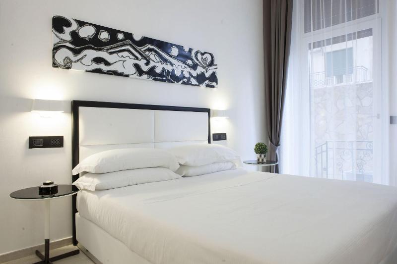 Lhp Suite Chiaia