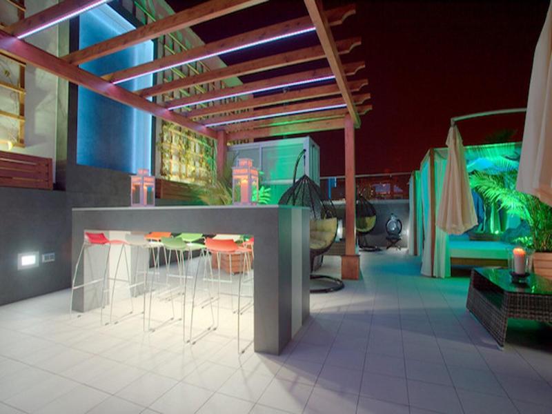 Valentina Beach Apartments Suites image