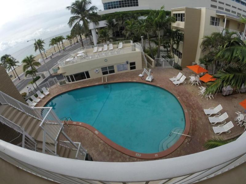 Silver Seas Beach Resort image