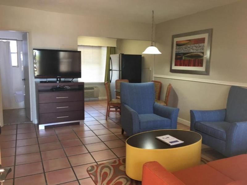 Silver Seas Beach Resort image