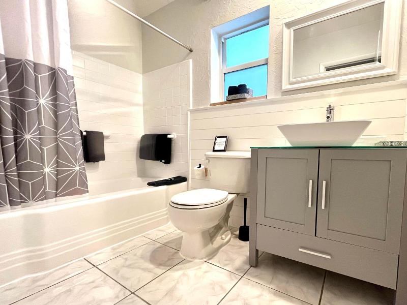 4145 By The Sea Inn Suites image